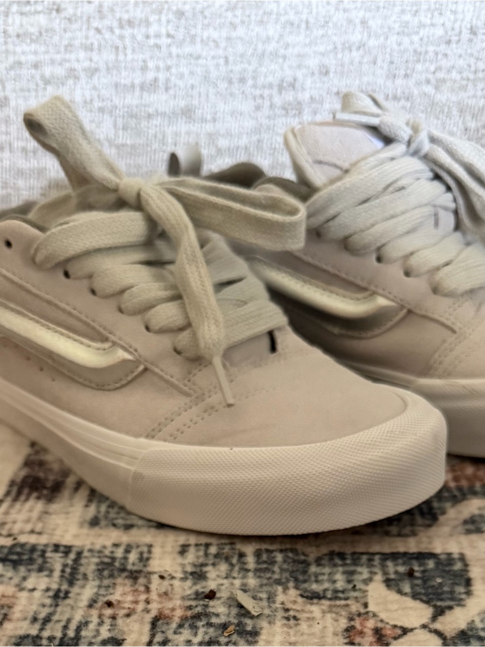 Brand New Never Worn Vans Knu Skool Metallic Silver